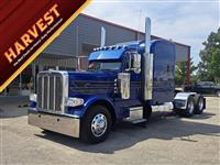 2022 Peterbilt 389