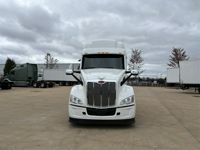 2022 Peterbilt 579