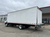 2020 Peterbilt 220
