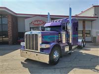 2022 Peterbilt 389