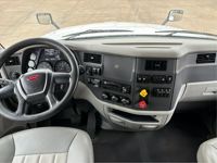 2020 Peterbilt 579