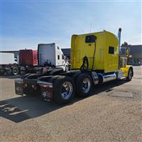 2022 Peterbilt 389