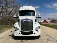 2022 Peterbilt 579