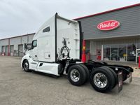 2022 Kenworth T680