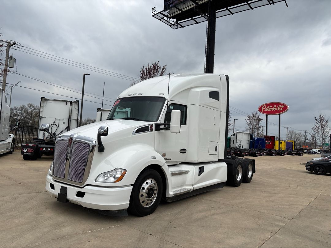 2022 Kenworth T680