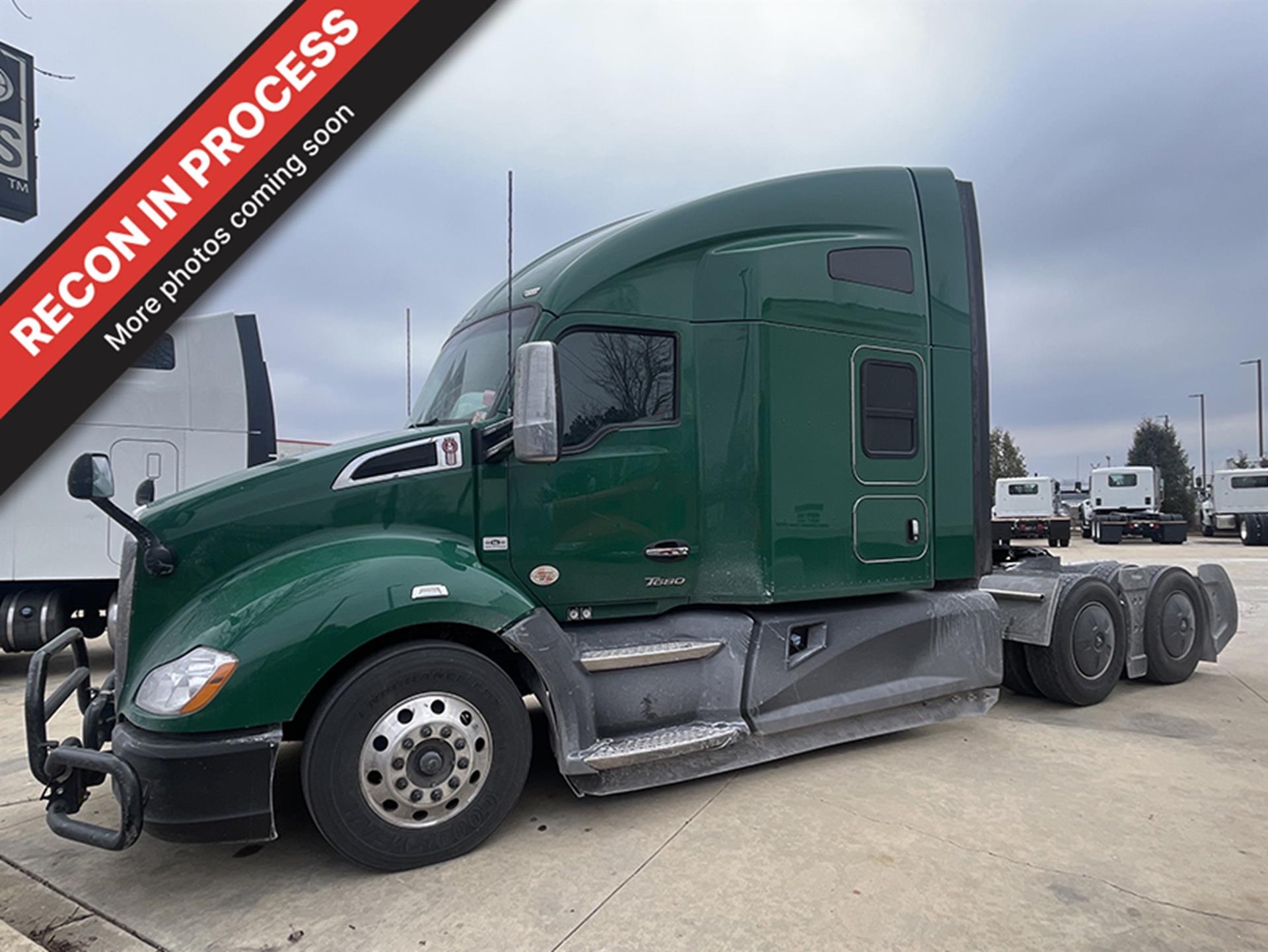 2022 Kenworth T680