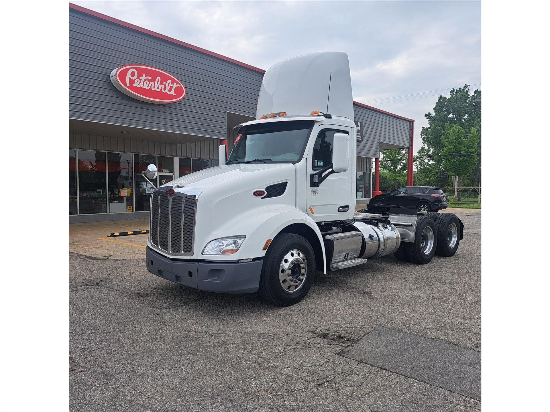 2020 Peterbilt 579