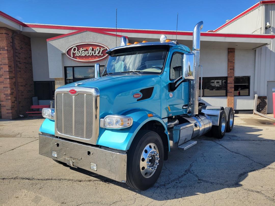 2021 Peterbilt 567