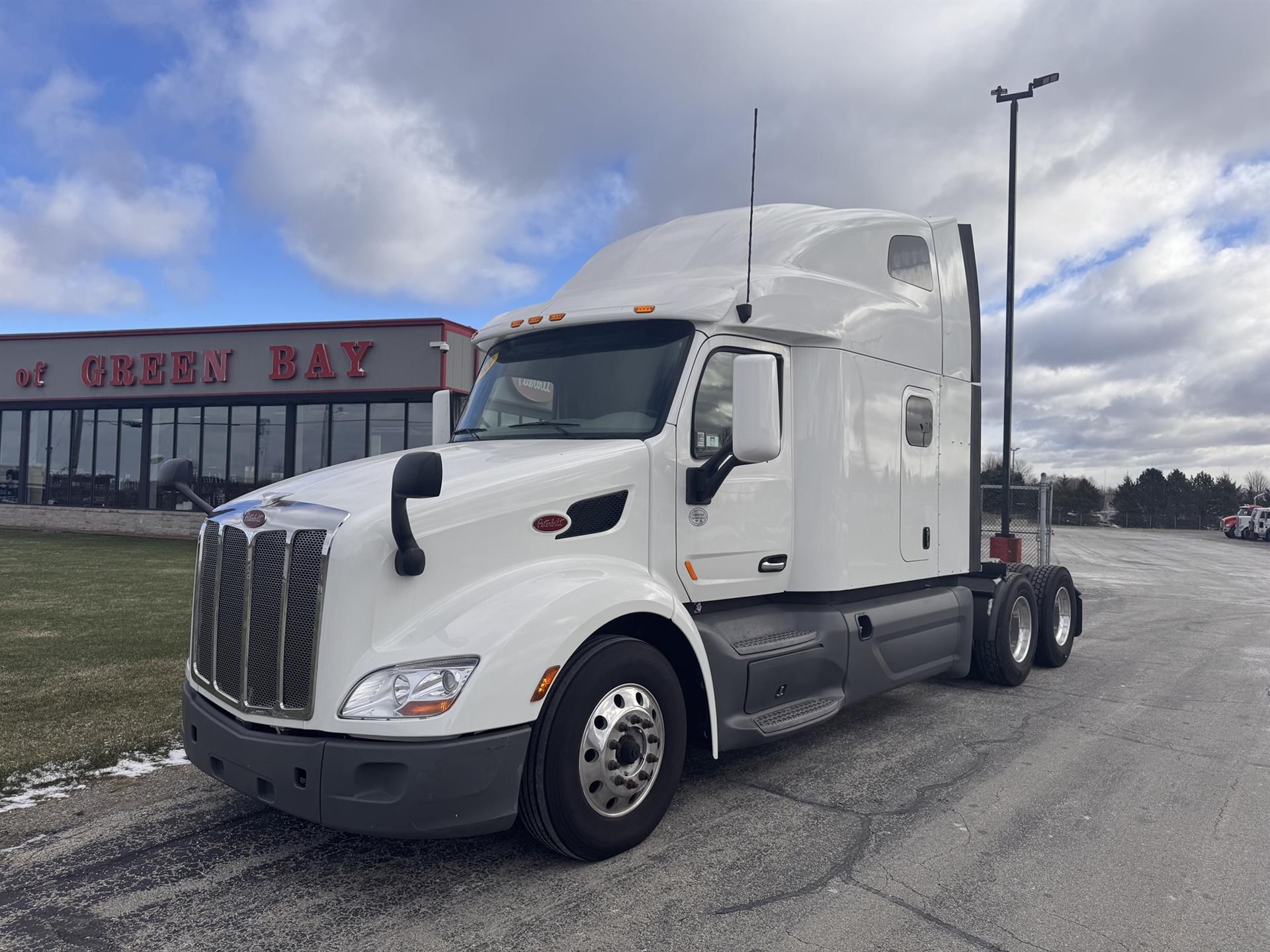 2021 Peterbilt 579