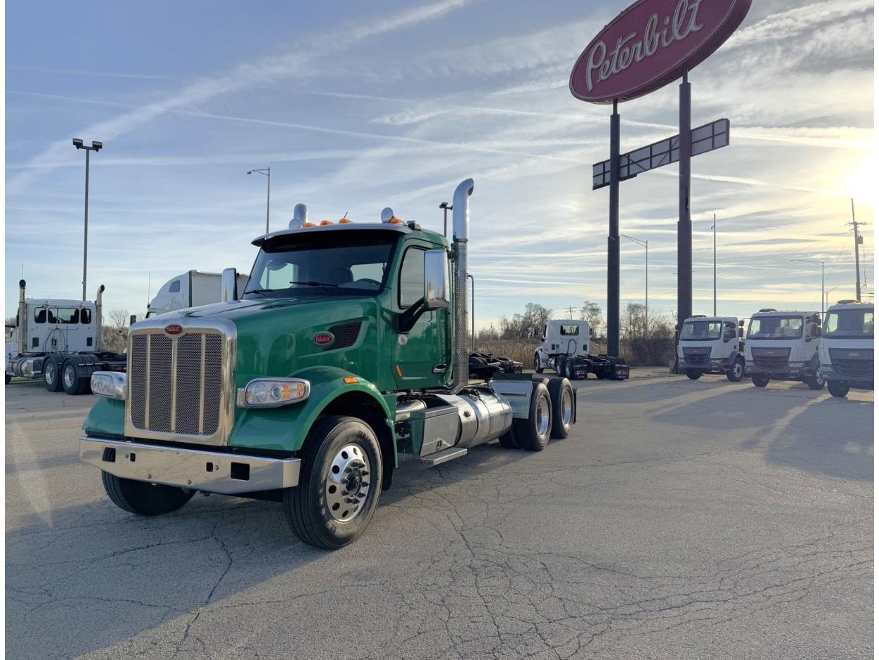 2021 Peterbilt 567