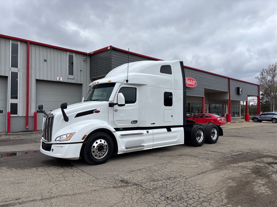2024 Peterbilt 579