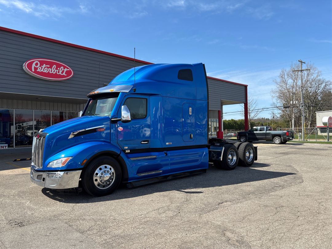 2024 Peterbilt 579