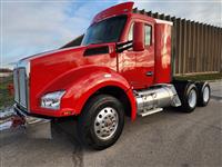 2015 Kenworth T880