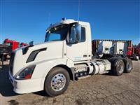 2015 Volvo VNL64T