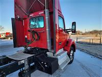 2017 Kenworth T880