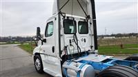 2020 Freightliner Cascadia 125