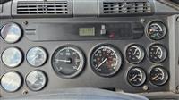 2012 Freightliner Cascadia 113