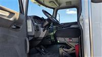 2018 Peterbilt 348