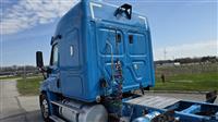 2012 Freightliner Cascadia 113