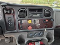 2013 Freightliner M2