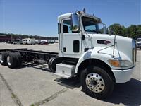 2017 Peterbilt 348