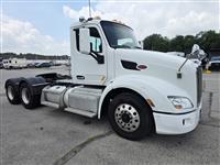 2017 Peterbilt 579