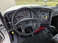 2017 Freightliner M2