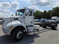 2017 Peterbilt 337