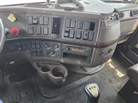2014 Volvo VNL630