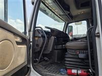 2014 Volvo VNL630