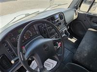 2018 Freightliner M2