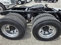 2016 Freightliner Cascadia 125