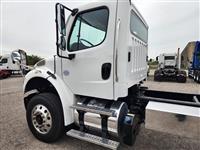 2014 Freightliner M2