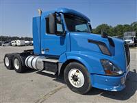 2015 Volvo VNL64T
