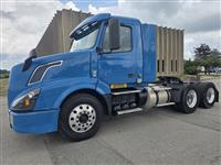 2017 Volvo VNL64T