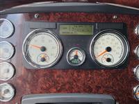 2014 Freightliner Coronado 122 SD