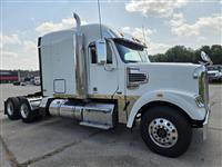 2014 Freightliner Coronado 122 SD