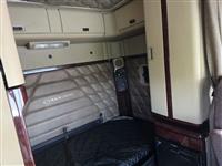 2014 Freightliner Coronado 122 SD