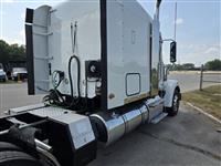 2014 Freightliner Coronado 122 SD