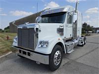 2014 Freightliner Coronado 122 SD