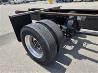 2017 Peterbilt 337