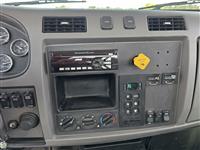 2017 Peterbilt 337