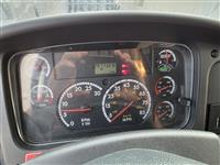 2013 Freightliner M2