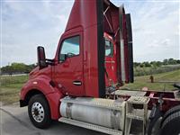 2016 Kenworth T880
