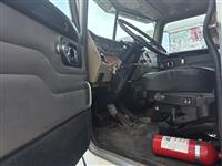 2007 Peterbilt 335