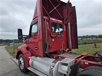 2017 Kenworth T880