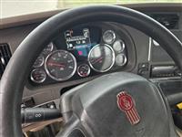 2017 Kenworth T880