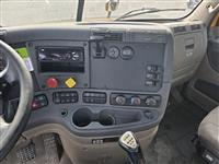 2018 Freightliner Cascadia 125