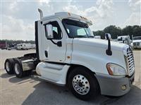 2011 Freightliner Cascadia 125