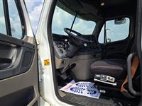 2011 Freightliner Cascadia 125